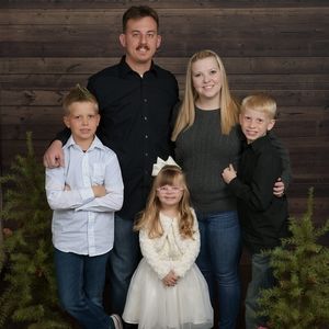 Meet your Posher, Crystal